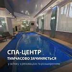 Готель Taurus &