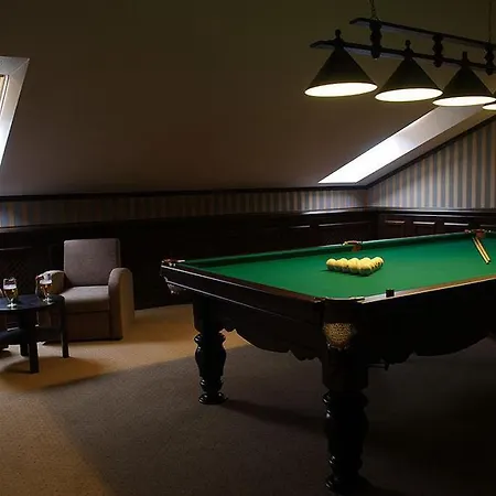 Taurus & 호텔 리비프