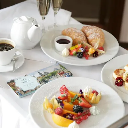 Hotel Taurus Hotel&spa Lvov