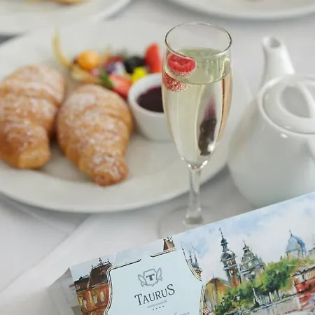 Taurus Hotel&spa Hotel Lvov