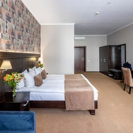 Hotel Taurus Hotel&spa 4*