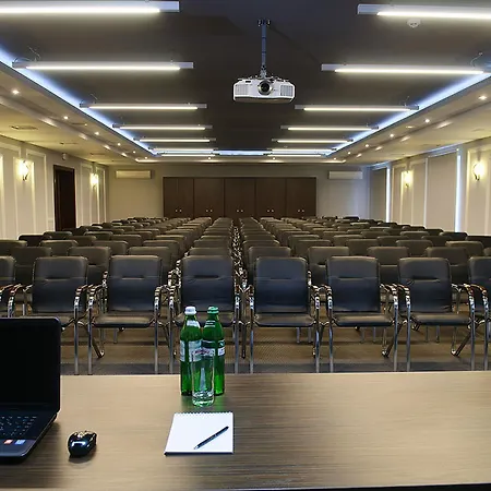 Taurus Hotel&spa Lvov