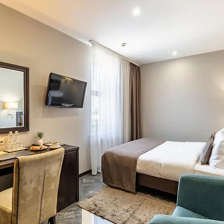 Taurus & Hotel Lwów