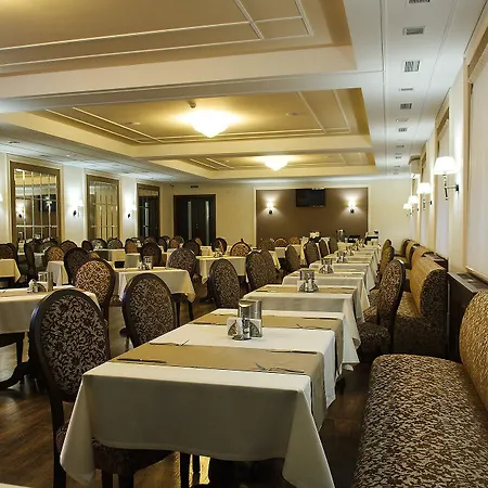 Hotel Taurus & 4*