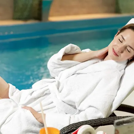 陶鲁斯spa酒店 4*