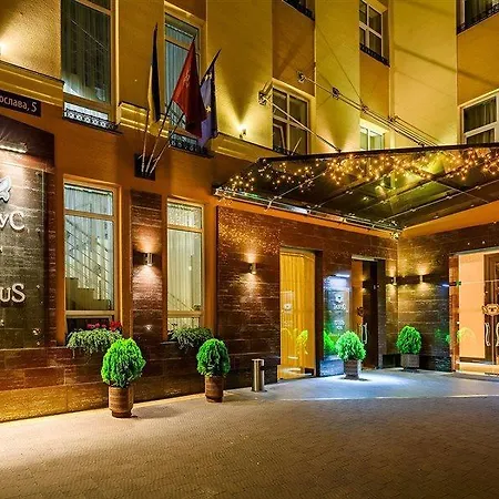 酒店 陶鲁斯spa酒店 利沃夫