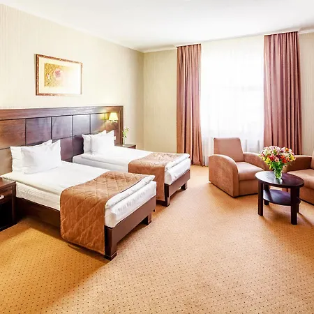 陶鲁斯spa酒店 酒店 利沃夫